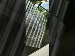 Прозрачные и светорассеивающие поликарбонатные волновые плитки для естественного освещения и защиты от погоды