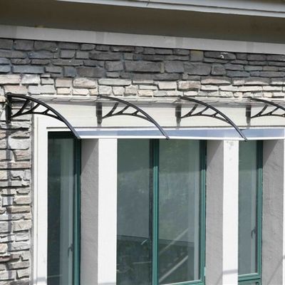 Хорошая цена. Высота Регулируемый уменьшить нос Пластиковые скобки Поликарбонатные PC навес для наружного общего использования онлайн