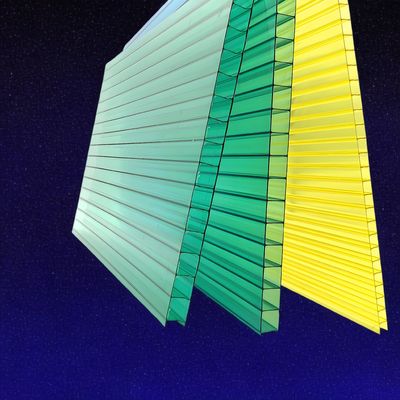 Хорошая цена. Легкие долговечные многостенные поликарбонатные кровельные материалы онлайн